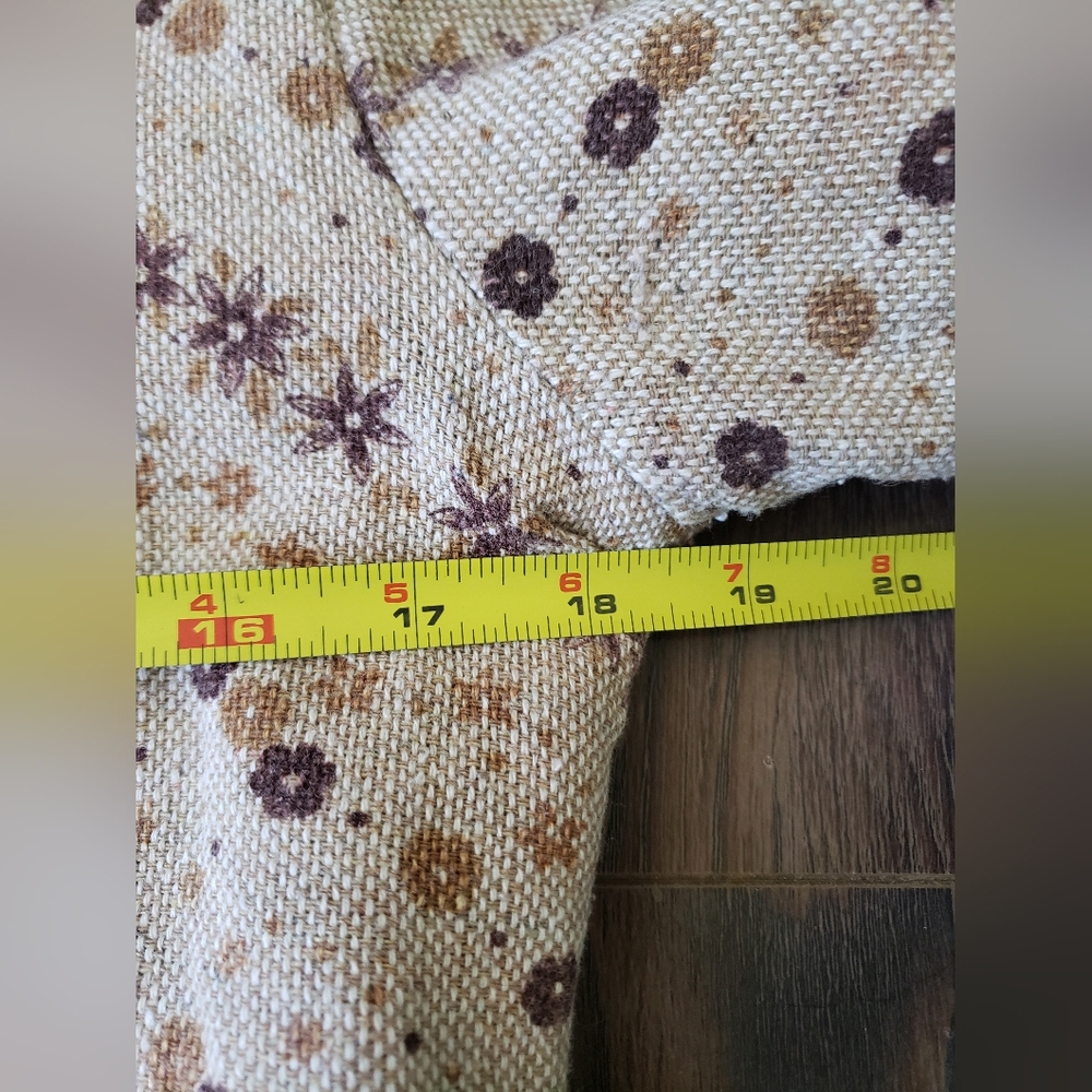 70s bomber style coat with the most adorable printed cotton shell - Picture 10 of 12